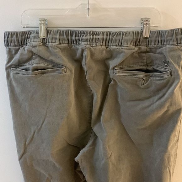 American Eagle Joggers - Picture 4 of 5